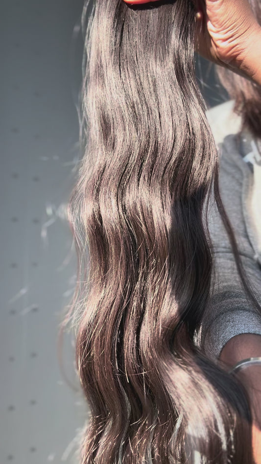 22inch 100% Indian raw temple one donor cuticle aligned bundles.